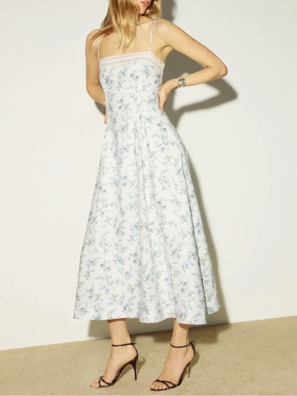 Reformation Pomona Linen Dress In Nostalgia, NEW WITHOUT TAGS, NEVER WORN.